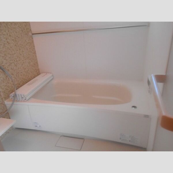 ミオ　カーム202号室 浴室