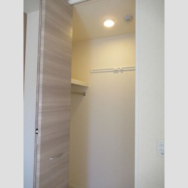 Felicidade(フェリシダージ) ウォークインクローゼット