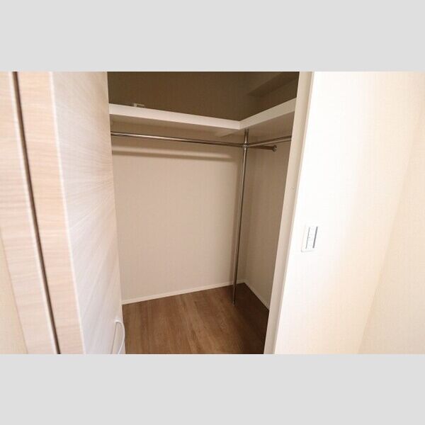 CLAIRE(クレア)401号室 ウォークインクローゼット(施工中)