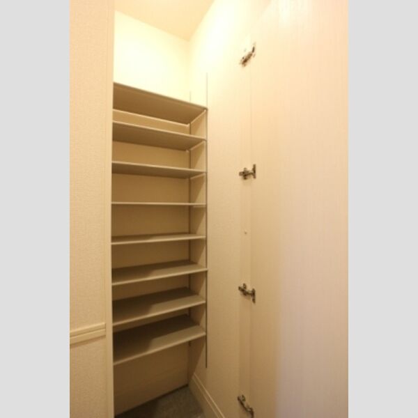 DiaResto シューズボックス