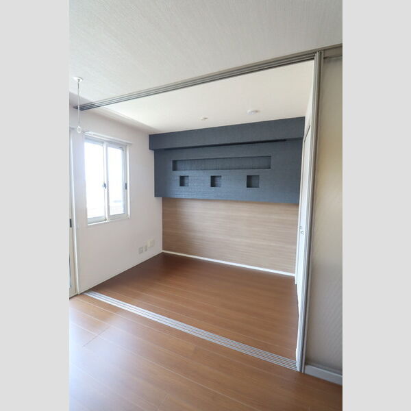 エミナンスⅡ202号室 洋室