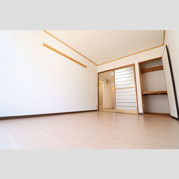 コートプレジオ103号室 洋室