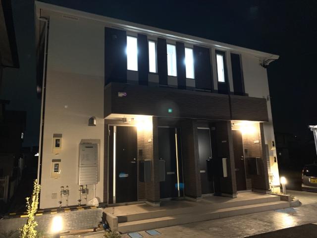 ヴィル・ナタール 外観写真（夜）