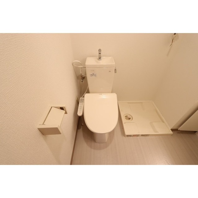 ＡＺＥＮＩＡ702号室 内観