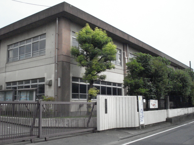 コンフォール・戸手 御幸小学校（小学校）まで160ｍ