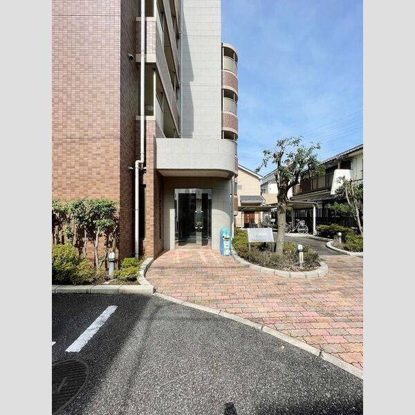 Bright Hills エントランス