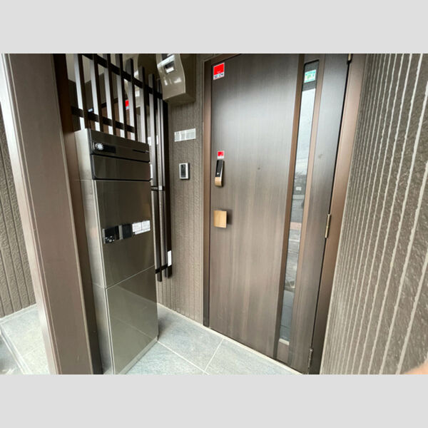 ヴァンヴェール碧201号室 宅配ボックス