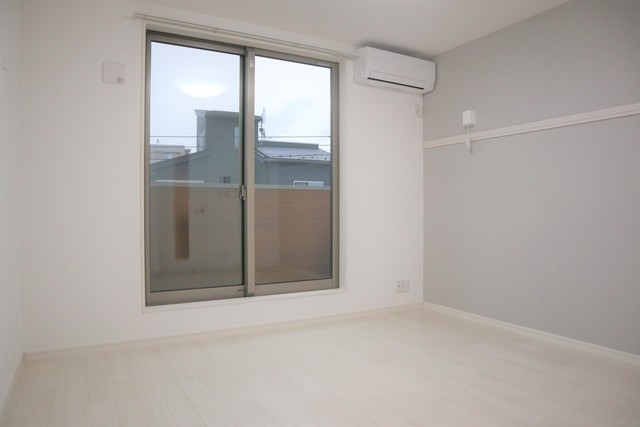 ピアンタ鬼越0303号室 リビング