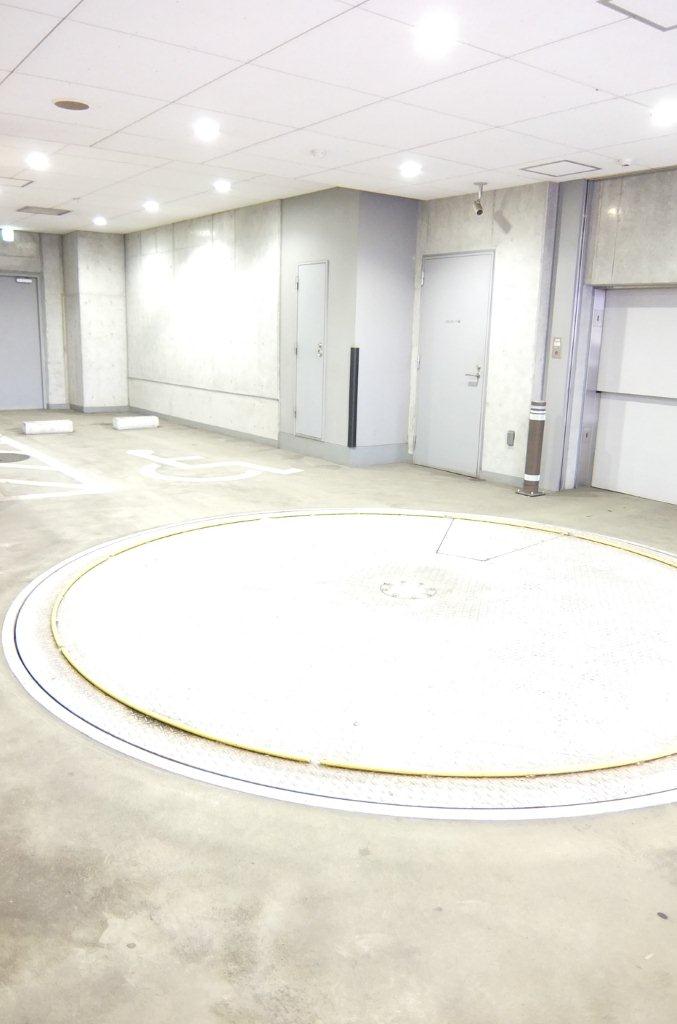 プラウドフラット仙川 駐車場