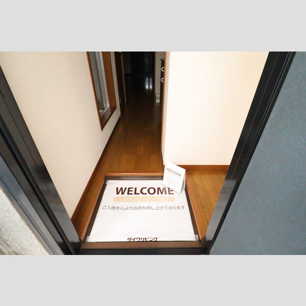 グランデュール八千代台 玄関