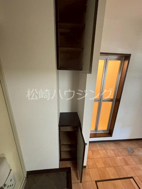 ツインビレッジ有波Ａ 玄関