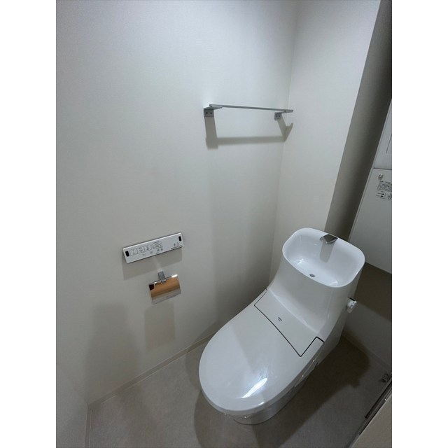 LIVART  SEASON南台0203号室 内観