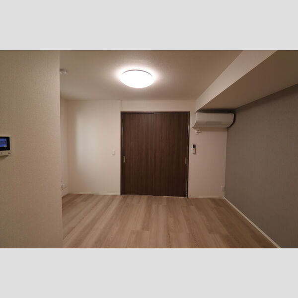 アンソレイエⅡ305号室 LDK