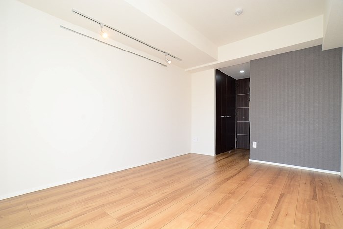 ステージグランデ向島 ※カラータイプは白です