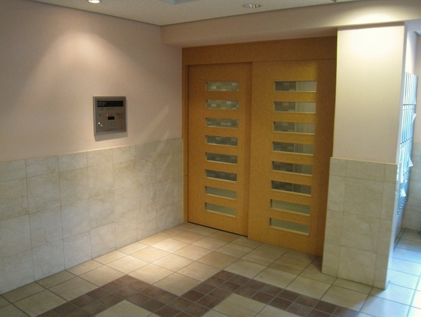 サンテミリオン田園調布南 エントランス