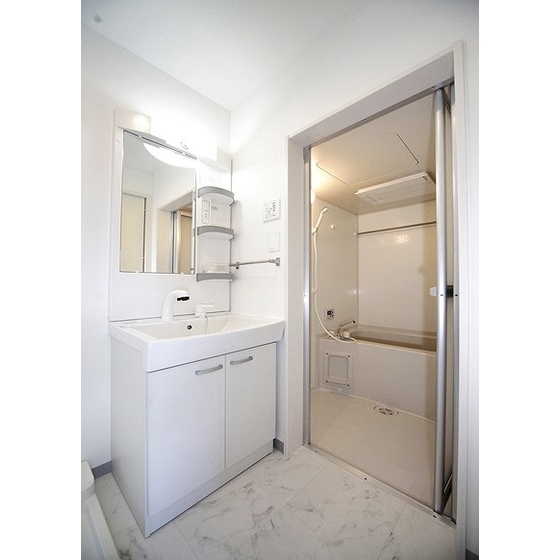 テアトル綾103号室 内観