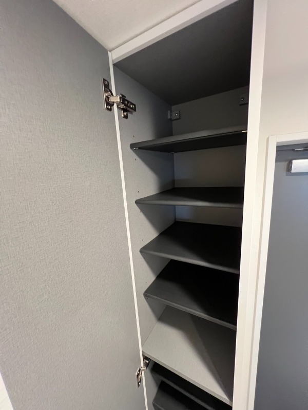 オーブリオン白金4階 収納