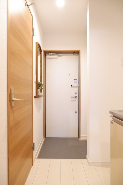 ミリアビタＶｉＶｉ0305号室 玄関