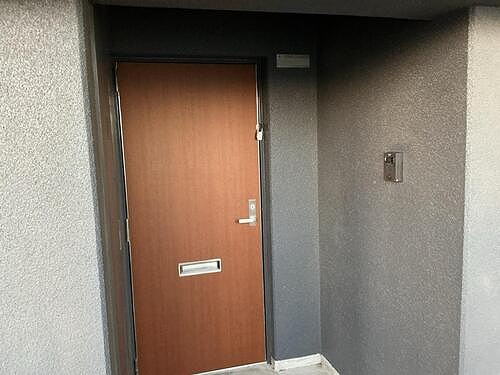 テレパレス船橋三咲Ａ棟 玄関　※2025年9月撮影