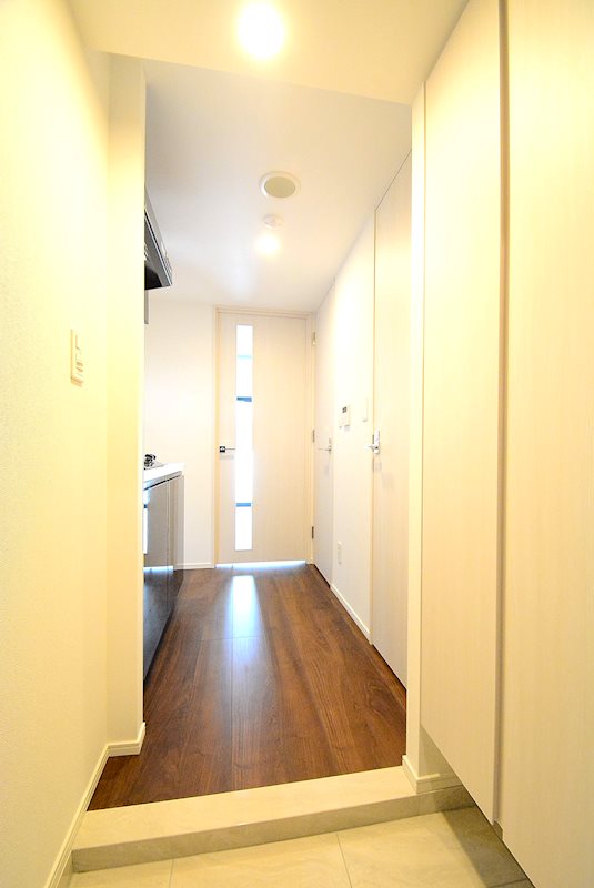 ステージファースト八丁堀2階 玄関