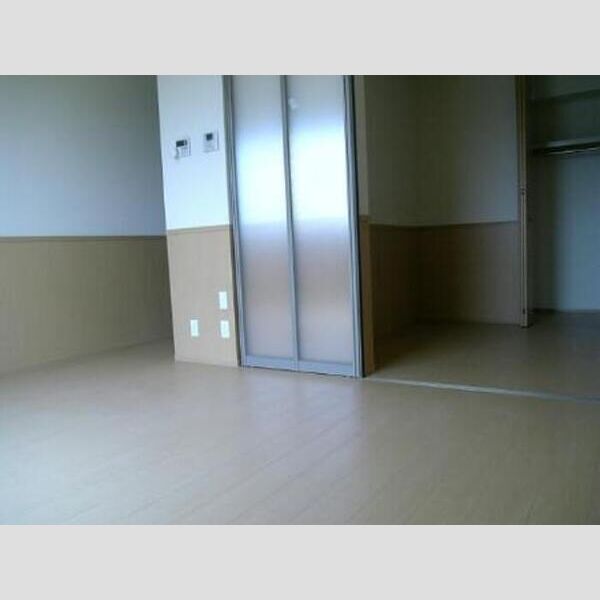 セゾントレビナ302号室 室内