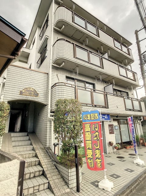 アートインアキヤ 外観