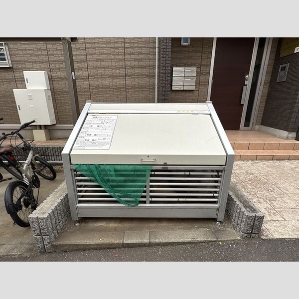 ル・シエル201号室 ゴミストッカー