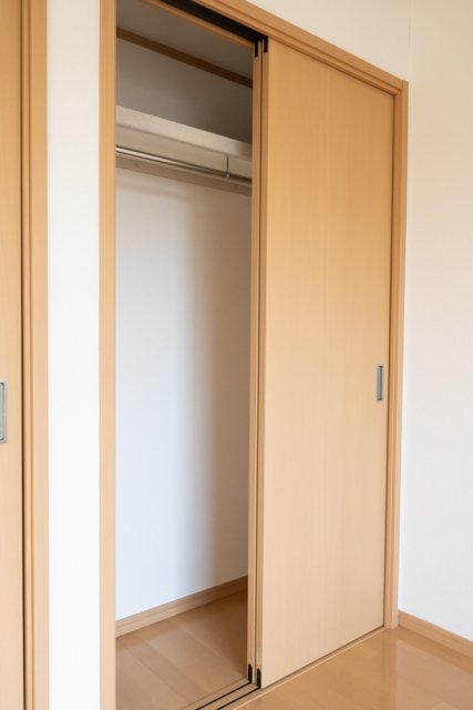 Blue Sky 保塚 クローゼット