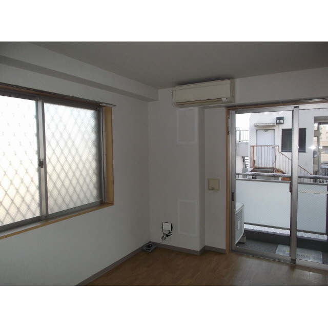 アドヴァンス石雅0205号室 同建物別部屋の参考画像