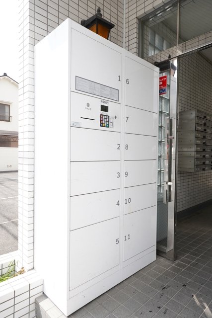 ライブコア赤羽1階 宅配BOX