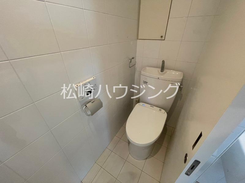 asu apartment4階 トイレ