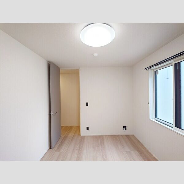 Auspicious　House202号室 洋室6.1帖(別角度)