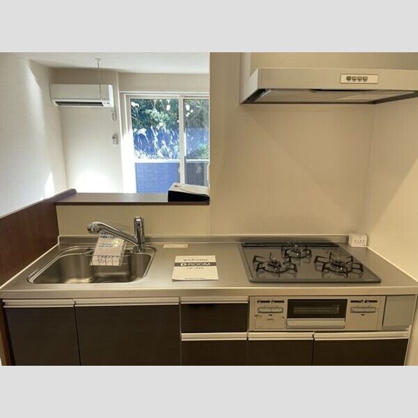 ライフマンションA・B　B203号室 キッチン　3口コンロ