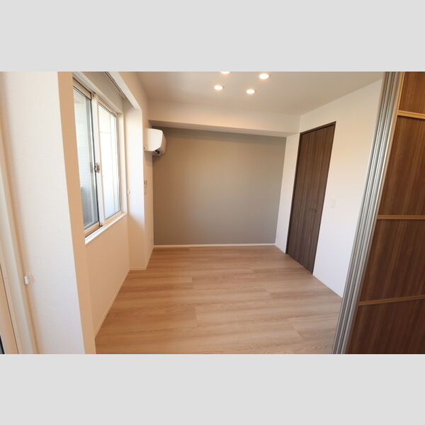 ベルク202号室 洋室