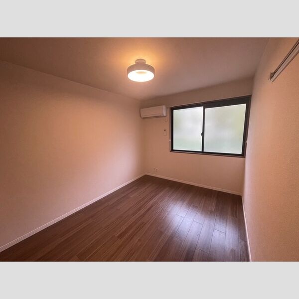 フォレストヒルズ　BB105号室 洋室