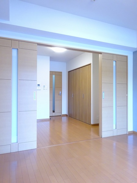 グリフォーネ横浜・伊勢町 リビング