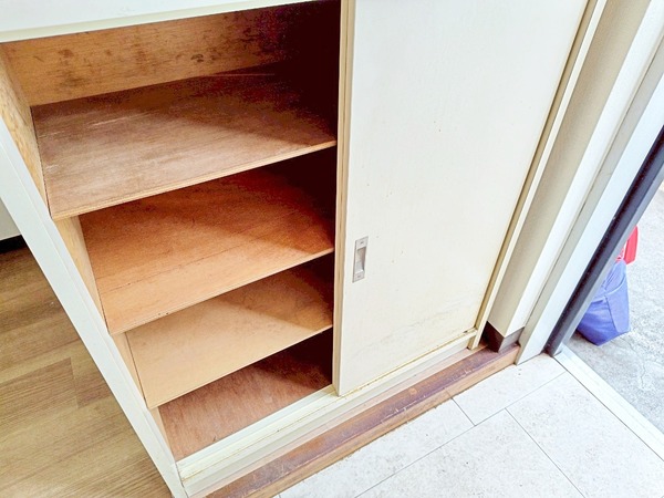 バードヒルズ戸塚Ⅱ106号室 収納