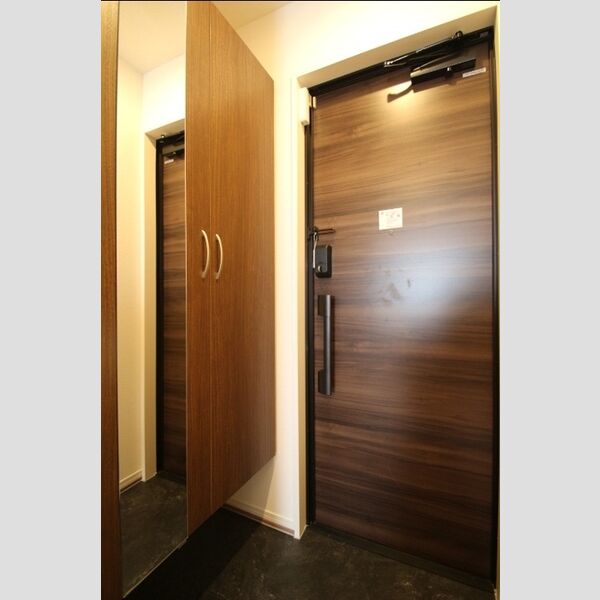 エクセリア南千住 玄関