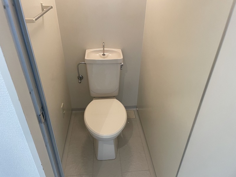 メゾンプルミエ弐番館(K-070)6階 トイレ