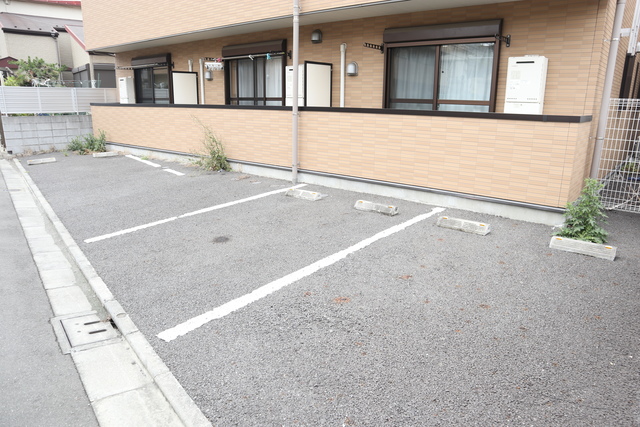 サニーハイツ６0201号室 駐車場