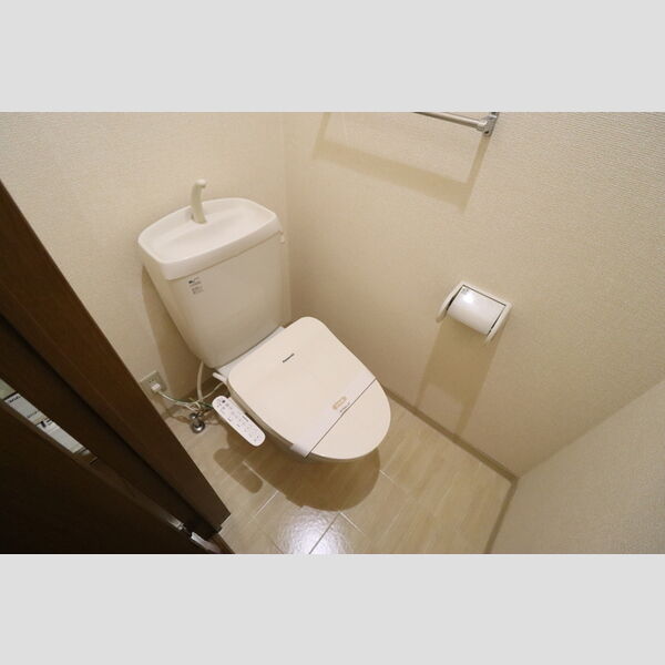 セジュール山の根205号室 温水洗浄暖房便座