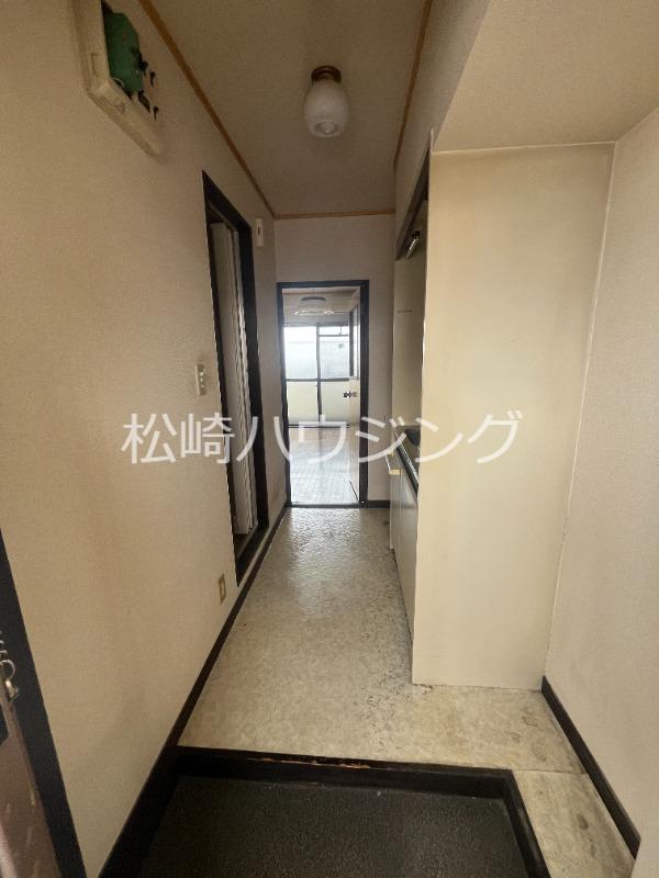 マルメゾン’８８3階 玄関