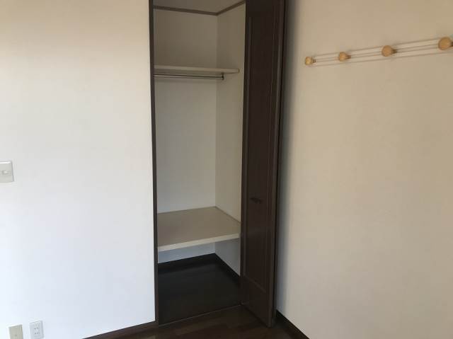 シティハイムサンフラワー2階 収納