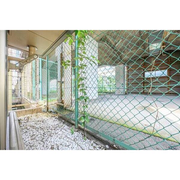 リフィナ横浜新杉田0101号室 バルコニー