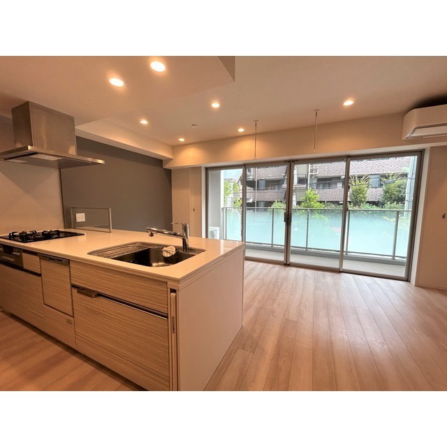 ザ・パークハウス経堂レジデンス411号室 同建物別部屋の参考画像