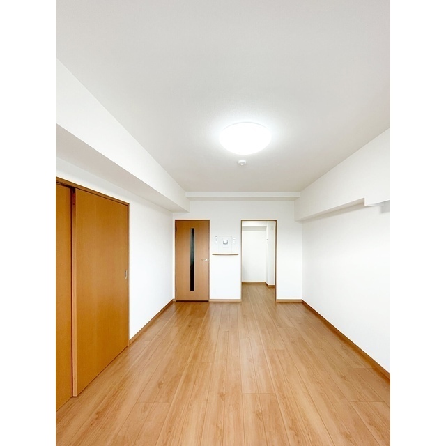 アーバハイツ六町環七北通り0606号室 リビング