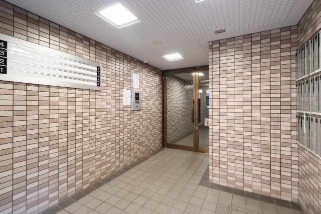 ドム学芸大3階 エントランス