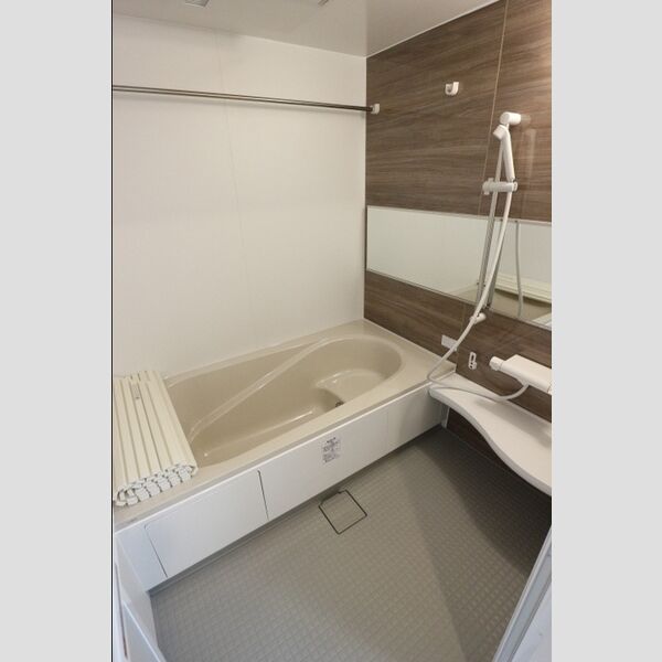 ジュモンターニュ201号室 バスルーム