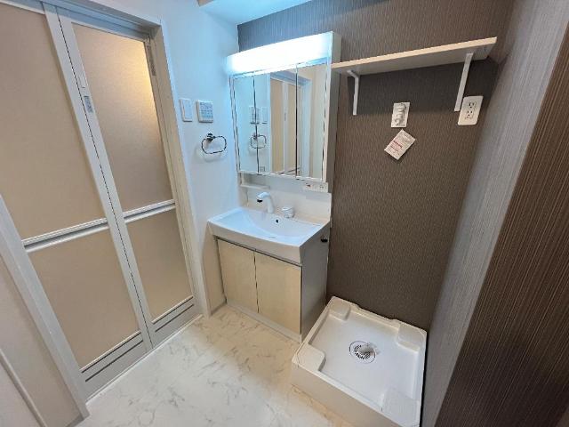 アドニス203号室 洗髪洗面化粧台