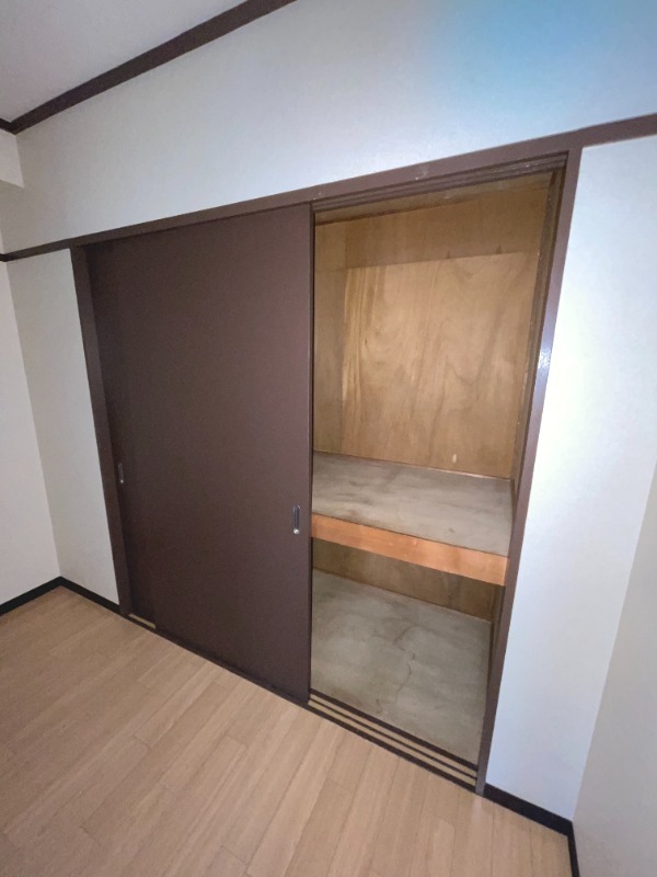 大久保ビル ※掲載の写真は別号室の参考写真になります。